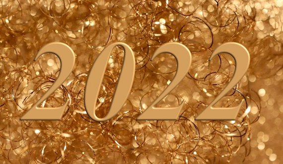 Ta lëmë pas vitin e mbrapsht, me këmbë të mbarë në Vitin e Ri 2022!