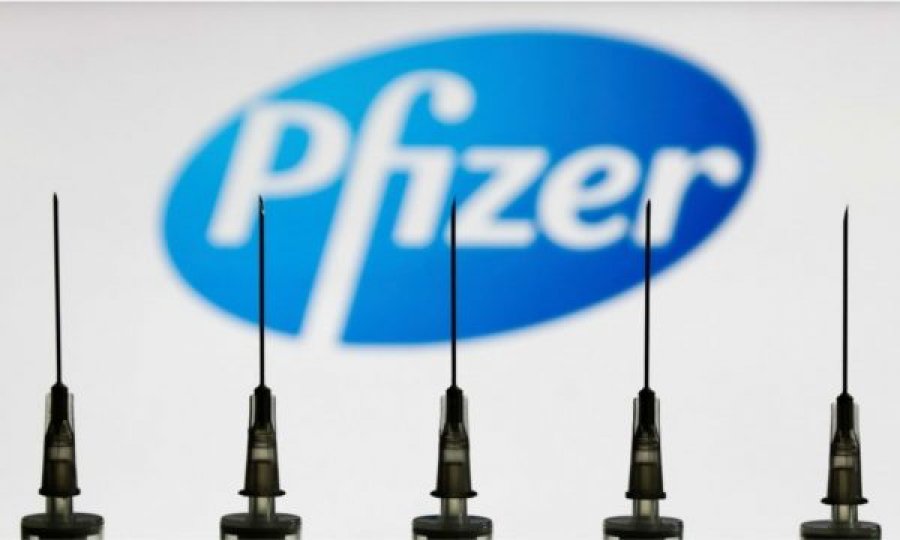 Vaksina Pfizer kundër variantit Omicron do të jetë gati në pranverë