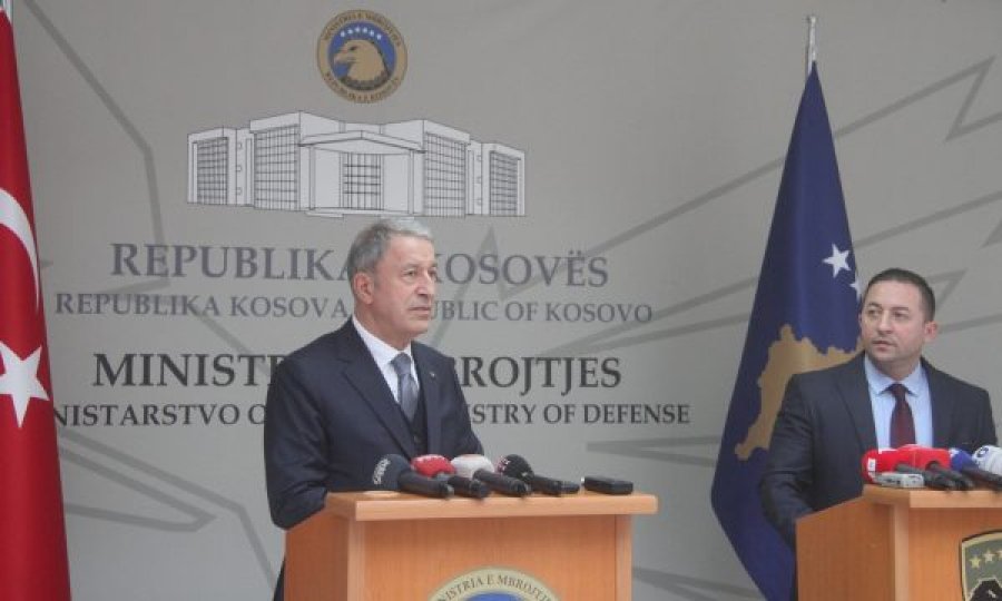 Ministri i Erdoganit i bën presion Kosovës: Presim hapa konkretë për gylenistët