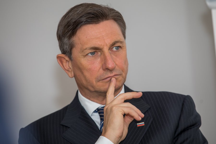 Dhjetë vjet president i Sllovenisë, Pahor vendos të largohet nga politika