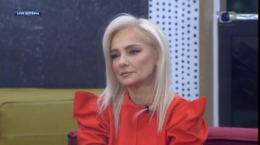 “Këshilltare që paguhet me taksa tona, ka 3 muaj në BBV”, gazetari i njohur flet për Monika Lubonjën