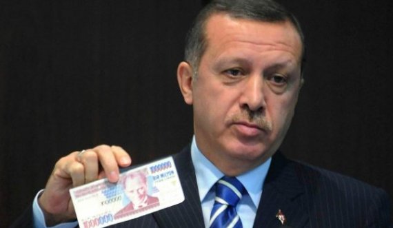 Erdogani ka një thirrje për turqit pas rënies së lirës, e përmend fundosjen