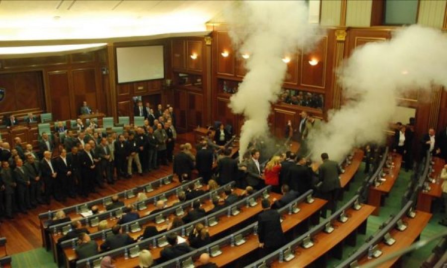 Gazi lotsjellës në Kuvend, merret vendimi për dy ish-deputetët