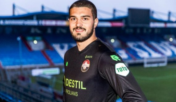 Muric zyrtarizohet në Willem II të Holandës