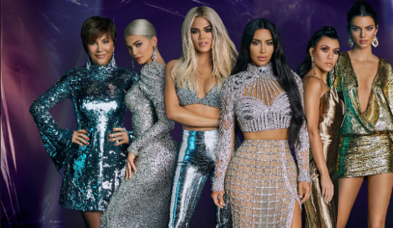 Motrat Kardashian-Jenner shkelin rregullat dhe arratisen në vendin magjik