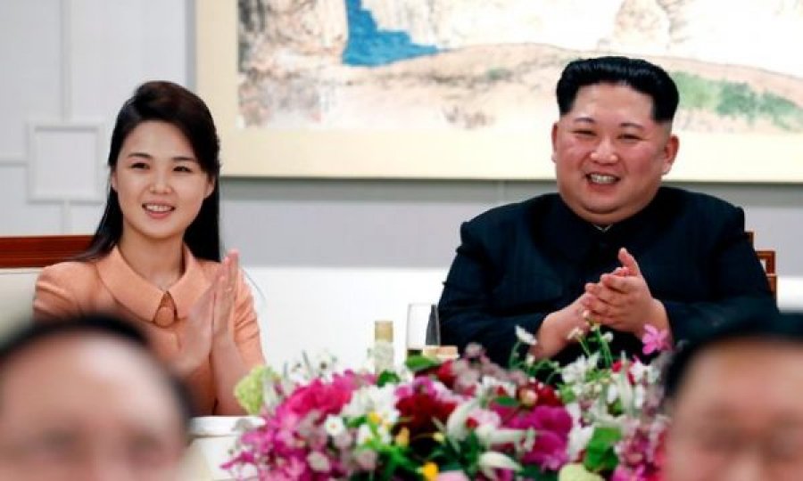 Ku ndodhet gruaja e Kim Jong-unit, s’është parë në publik tash e një vit