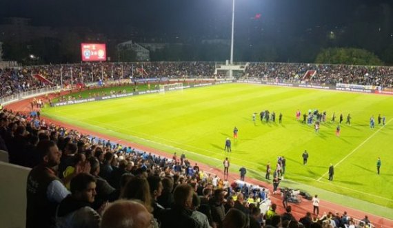 Kërkohet rikthimi i shikuesve në tribuna, s’ka ende përgjigje të prerë