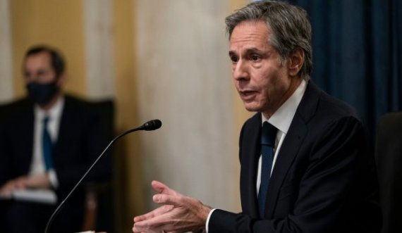 Blinken: SHBA thellësisht e shqetësuar për dënimin me burg të Navalny