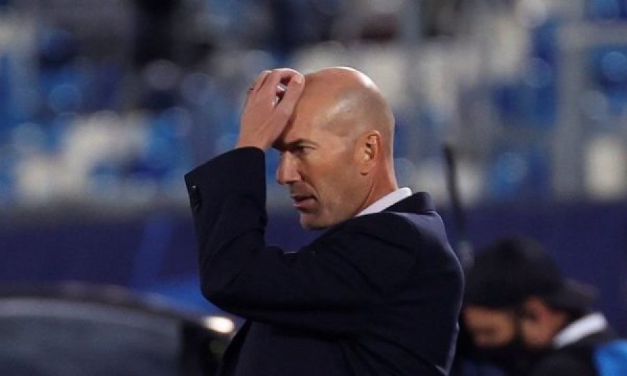 Pasi rezultoi negativ për COVID-19 Zidane kthehet në stërvitje 