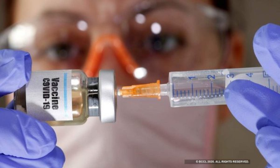 Edhe Italia pezullon vaksinën AstraZeneca