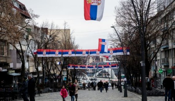 Detaje: 'Ishte me kallash në dorë dhe gjuajti mbi 30 plumba refall', flet udhëheqësi i grupit të dhjetëra kosovarëve në veri