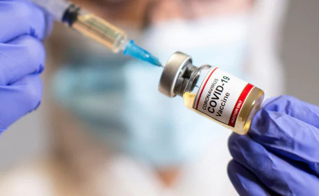 Shteti i BE-së këshillon që vaksina e Oksfordit të përdoret për njerëzit nën 55 vjeç