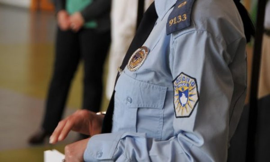 Pronari i lokalit kanos policen në detyrë zyrtare, arrestohet