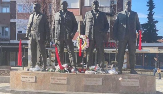 Shami të kuqe pranë shtatoreve të heronjëve, vëllau i heroit Hakif Zejnullahu i reagon ashpër Vetëvendosjes