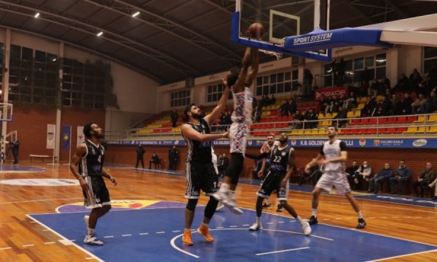  Spektakël në Suharekë, Prishtina mposht Ponte Prizrenin dhe kalon në finale 