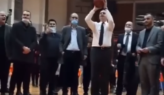 Kurti shënon kosh nga gjuajta e lirë, elektrizohen ndjekësit e tij