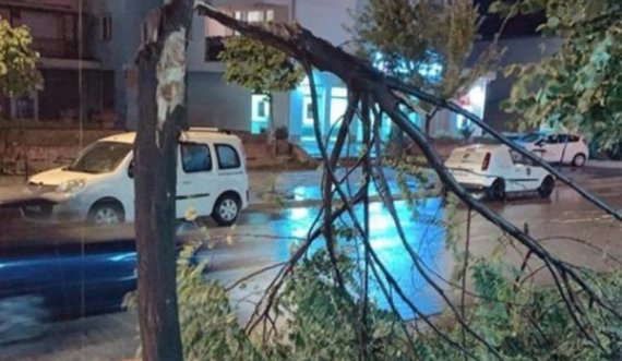 Erëra të fuqishme në Dukagjin, ndalet energjia elektrike