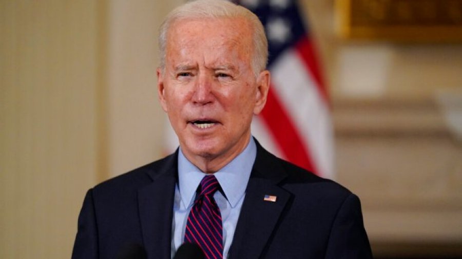 Joe Biden: Imuniteti i tufës, vështirë të arrihet deri në shtator