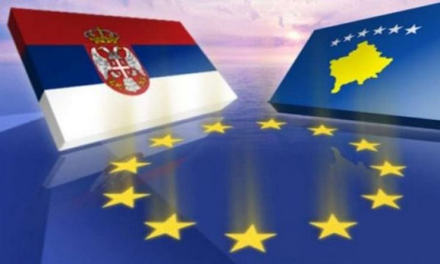 Ndryshe nga Joe Bideni, BE-ja nuk kërkon njohje reciproke Kosovë-Serbi