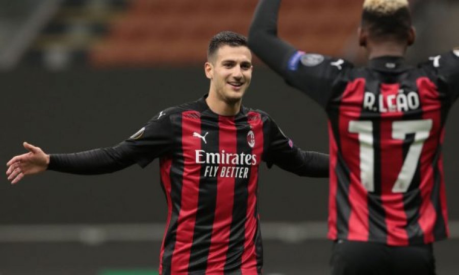 Milan e gatshme të negociojë për Dalot me United
