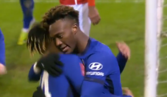 Kemi gol në ndeshjen Barnsley-Chelsea