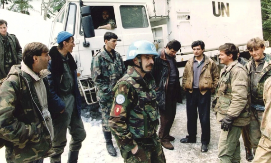 Holanda do të paguajë me nga 5,000 euro ushtarët që ishin në Srebrenicë