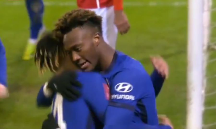 Kemi gol në ndeshjen Barnsley-Chelsea