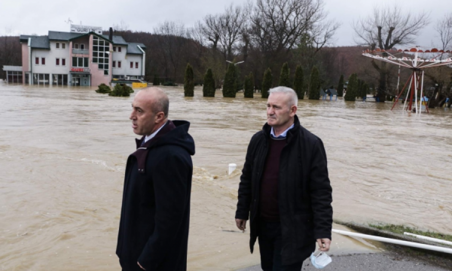 Haradinaj viziton Klinën pas vërshimeve: Gjendja alarmante