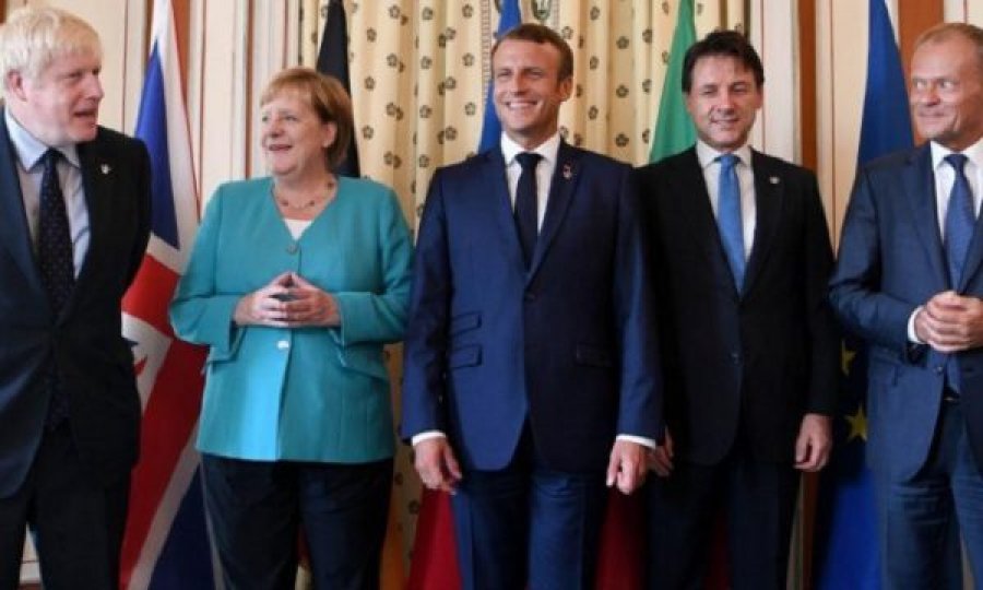 Kosovës ia urojnë 13-vjetorin e pavarësisë edhe liderët evropianë, kanë porosi për dialogun