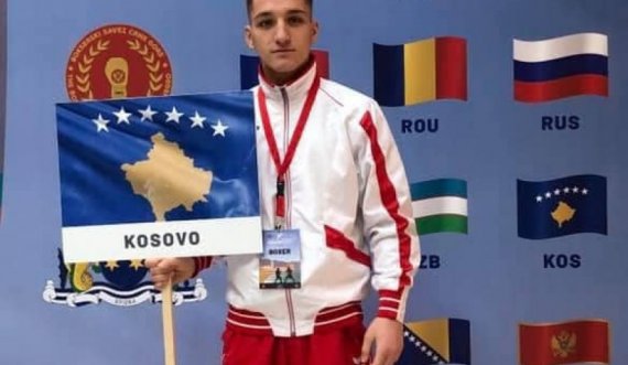 Ky  është boksier kosovar  që përleshet sot me atë ukranias