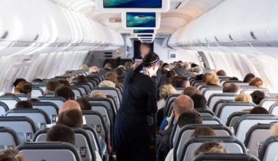 Apeli i agjencisë: Fikni telefonët 5G në fluturim, rrezikojnë avionin