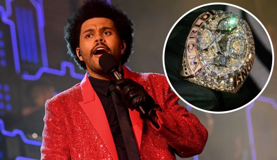 Pas performancës magjike në “Super Bowl”, The Weeknd merr dhuratën speciale