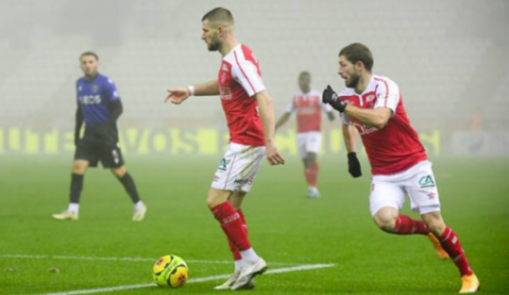 Berisha me notë të lartë ndaj Saint-Etienne, zhgënjen Zeneli