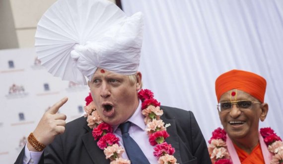 Fotografitë më qesharake të kryeministrit britanik