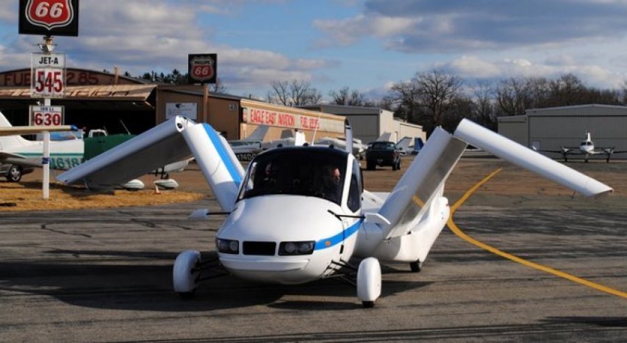 Shpiket makina fluturuese/ Ecën në tokë dhe në ajër, arrin shpejtësi 160 km/h