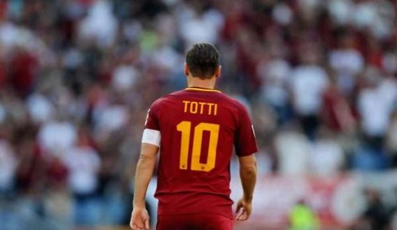Totti: Më parë do të bëja vetëvrasje sesa ta braktisja Romën