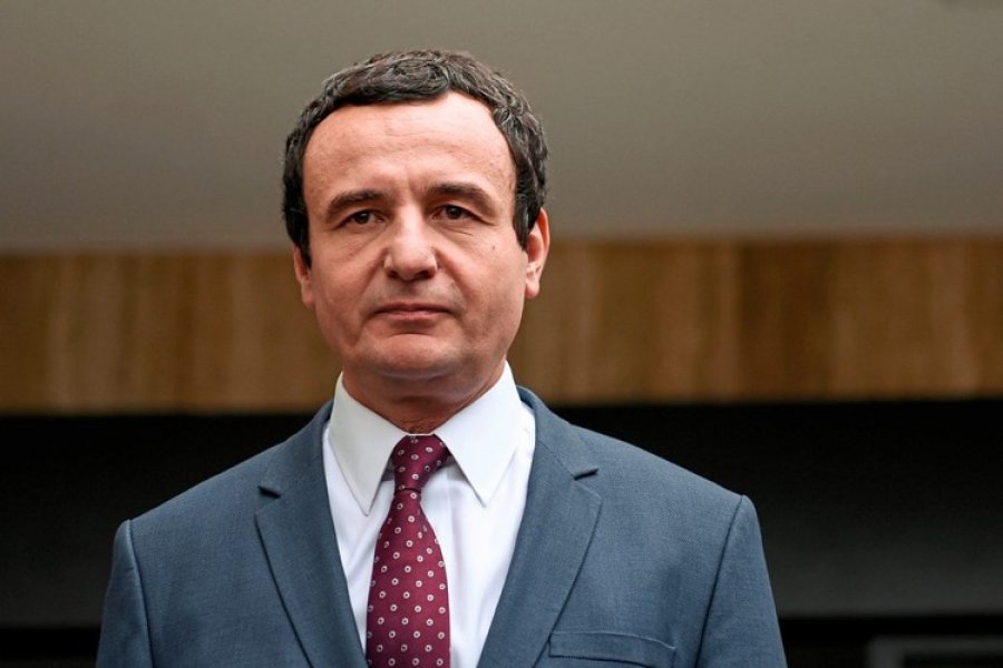 Albin Kurti i drejtohet bordit të AKP-së: Mos sfidoni mekanizmat institucional