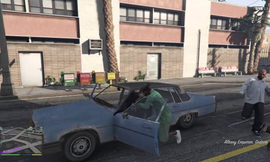 Shtohen vjedhjet e veturave në Chicago, kërkohet ndalimi i lojës “Grand Theft Auto”