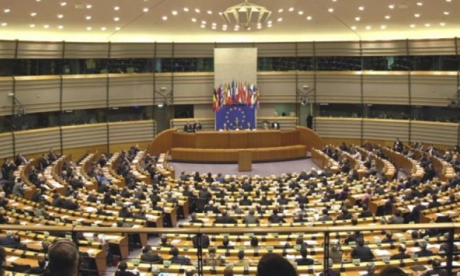 Në Komitetin për Punë të Jashtme të Parlamentit Evropian votohet Raporti për Kosovën, vizat e dialogu dy tema qendrore
