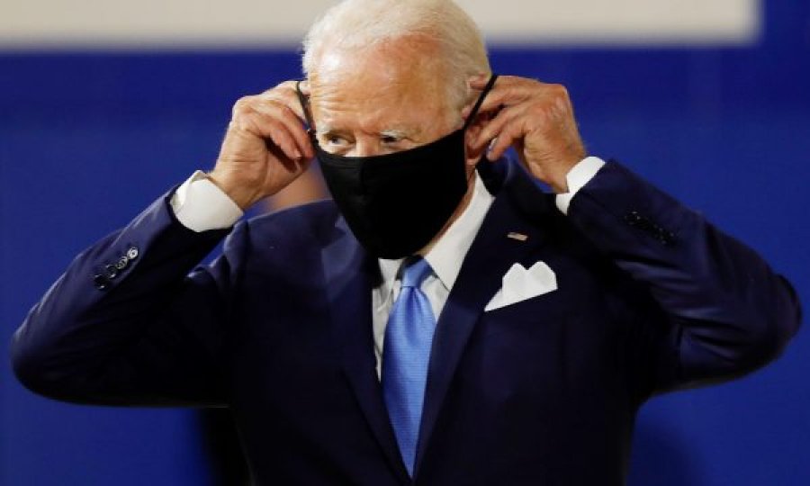 Joe Biden kërkon maska, por një shtet i ShBA-së voton që të ndalohet detyrimi për to