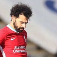 “Salah duhet të largohet nga Liverpooli dhe të transferohet në Barcelonë”