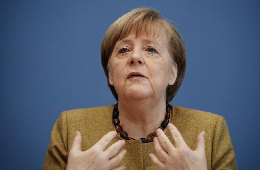 Angela Merkel paralajmëron një valë të tretë nëse hapja e vendit nuk bëhet si duhet