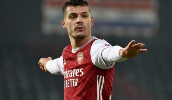 Granit Xhaka reagon pas kualifikimit