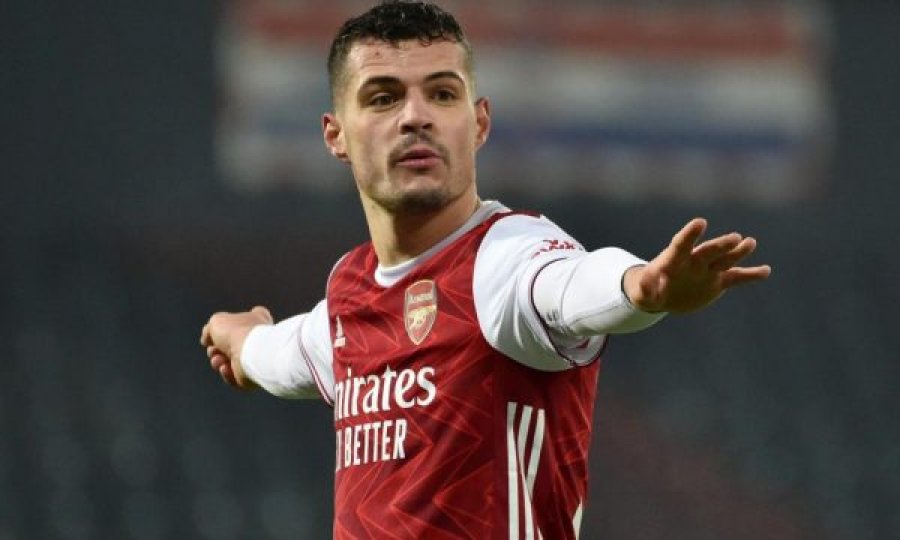 Granit Xhaka reagon pas kualifikimit