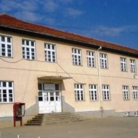Nxënësit në Graçanicë protestojnë për arrestimin e shtatë personave që morën pjesë në rrahjen e djalit të Nenad Rashiqit
