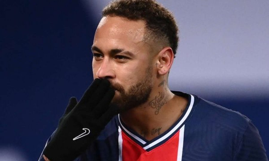 Neymar paguan 142 punëtorë pa punuar