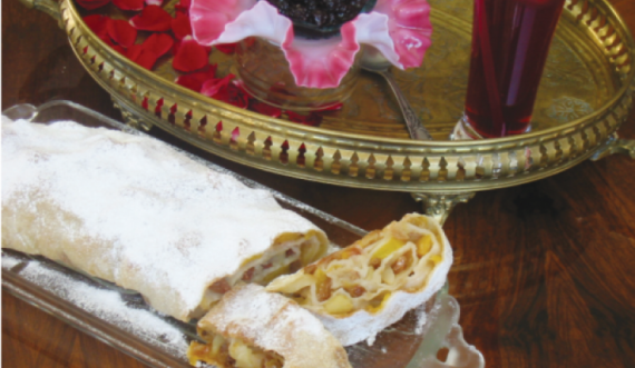 Receta e Cekës: Strudel klasik me petë shtëpie