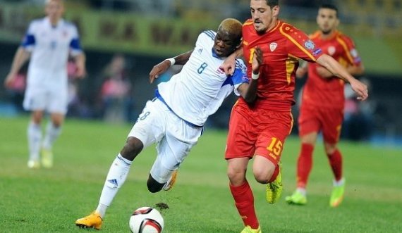 Futbollisti shqiptar: “Jam krenar që e veshi fanellën e Maqedonisë” 