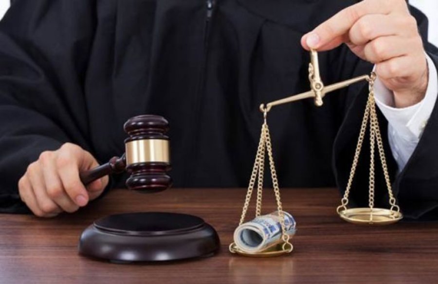 Turpi e po e mbulon gjyqësorin e Kosovës, shkatërruesit dhe  zhvatësit e shtetit të paprekshëm, prokurorët e gjyqtarët me paga koti