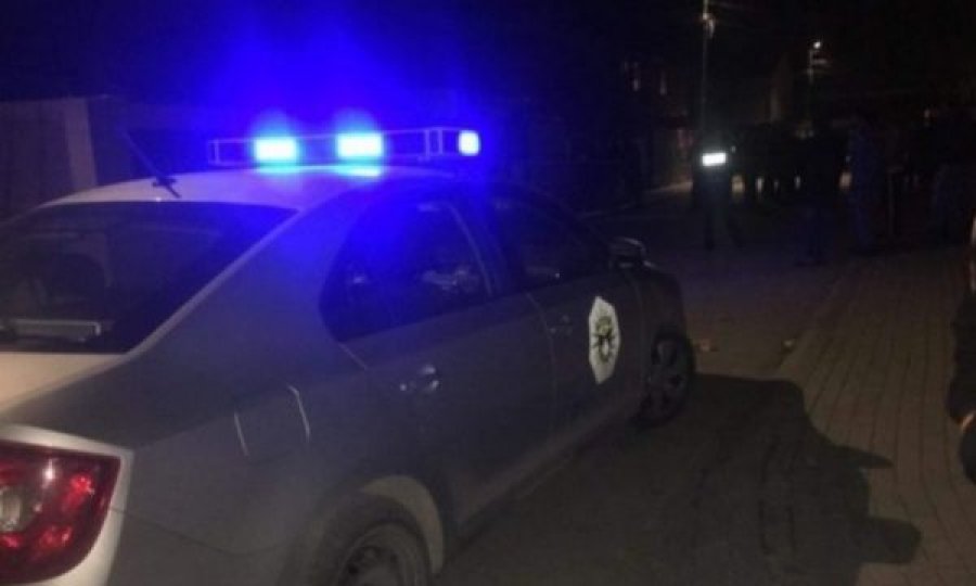  Përleshja brutale në Pestovë të Vushtrrisë: Dy policë të lënduar e 6 persona të arrestuar 
